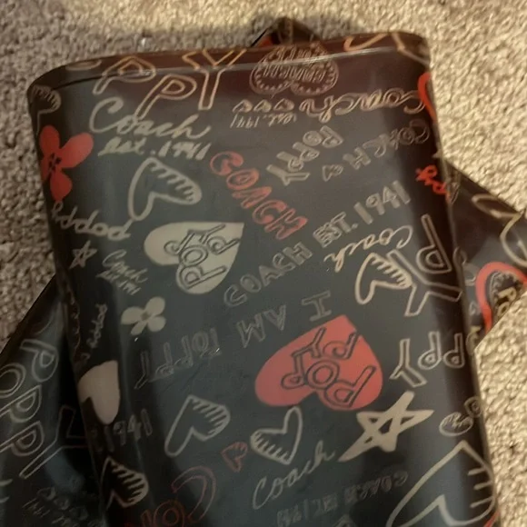 COACH Poppy rain boots. Size 7 - Picture 3 of 4